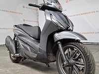 Motorscooter, piaggio, beverly 400 hpe, 2023 - afbeelding 29 van  36