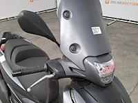 Motorscooter, piaggio, beverly 400 hpe, 2023 - afbeelding 23 van  36