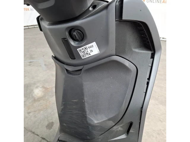 Motorscooter, piaggio, beverly 400 hpe, 2023 - afbeelding 4 van  36