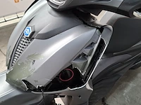 Motorscooter, piaggio, beverly 400 hpe, 2023 - afbeelding 21 van  36