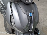 Motorscooter, piaggio, beverly 400 hpe, 2023 - afbeelding 27 van  36