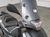 Motorscooter, piaggio, beverly 400 hpe, 2023 - afbeelding 23 van  36
