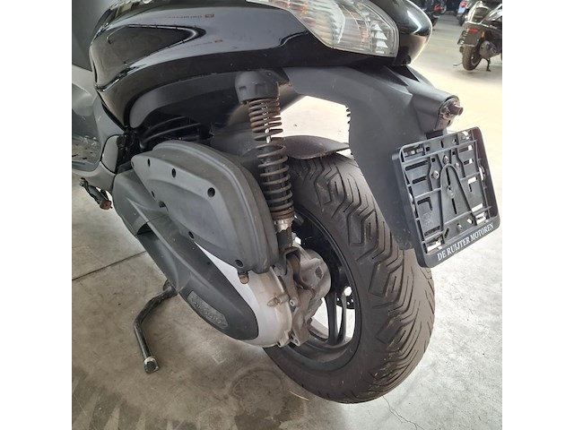 Motorscooter, piaggio, beverly sport, 2013 - afbeelding 14 van  30