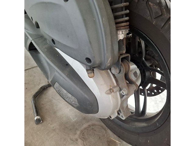 Motorscooter, piaggio, beverly sport, 2013 - afbeelding 15 van  30