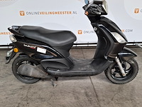 Motorscooter, piaggio, boulevard 125
