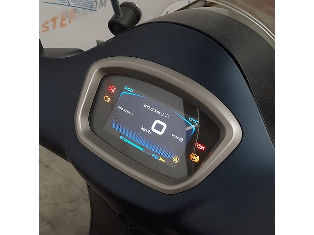 Motorscooter, piaggio, gts 300, 2023 - afbeelding 11 van  29