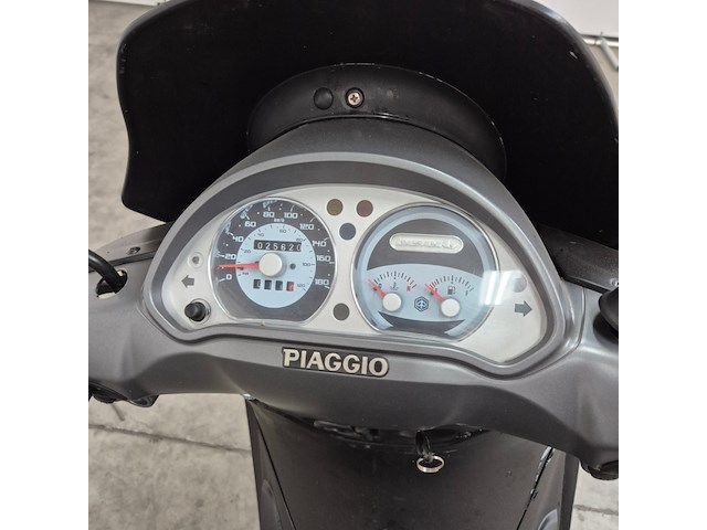 Motorscooter, piaggio, m34 beverly 50, 2003 - afbeelding 13 van  23