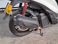 Motorscooter, piaggio, medley 125, 2022 - afbeelding 11 van  20