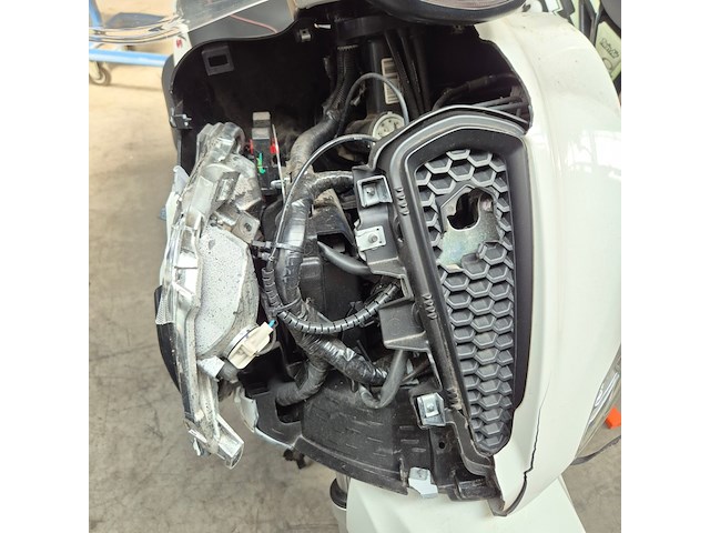 Motorscooter, piaggio, medley 125, 2022 - afbeelding 16 van  20