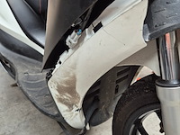 Motorscooter, piaggio, medley 125, 2022 - afbeelding 18 van  20