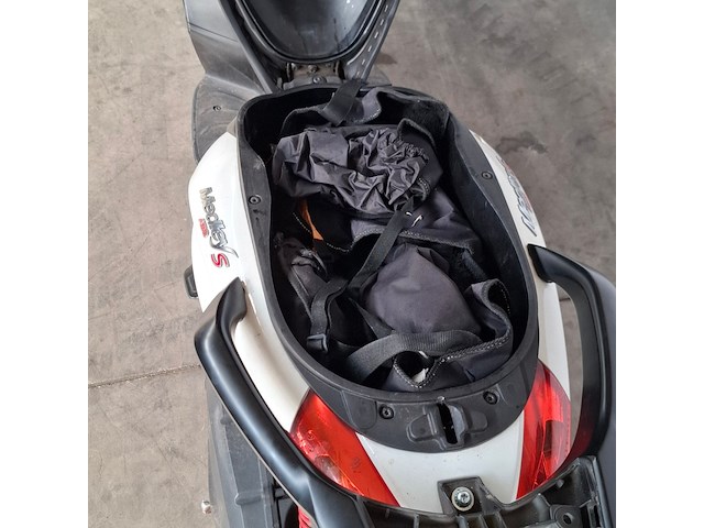 Motorscooter, piaggio, medley 125, 2022 - afbeelding 8 van  20