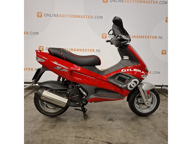 Motorscooter, piaggio, runner 125 fx dd sp, 1998 - afbeelding 1 van  26