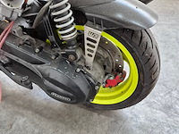 Motorscooter, piaggio, runner - afbeelding 18 van  22