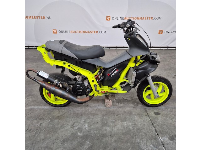 Motorscooter, piaggio, runner - afbeelding 1 van  22