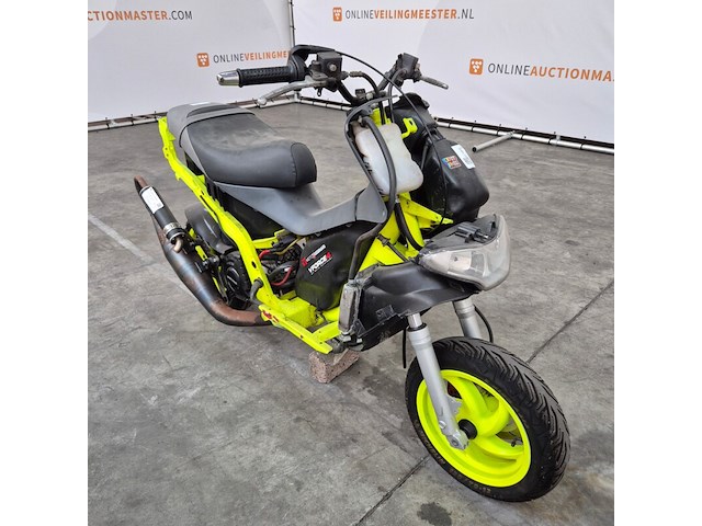 Motorscooter, piaggio, runner - afbeelding 3 van  22