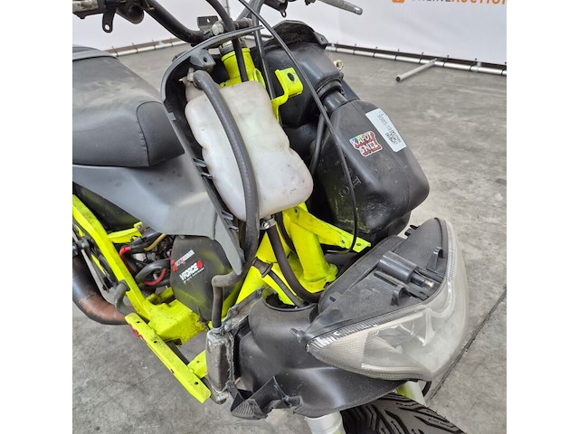 Motorscooter, piaggio, runner - afbeelding 5 van  22