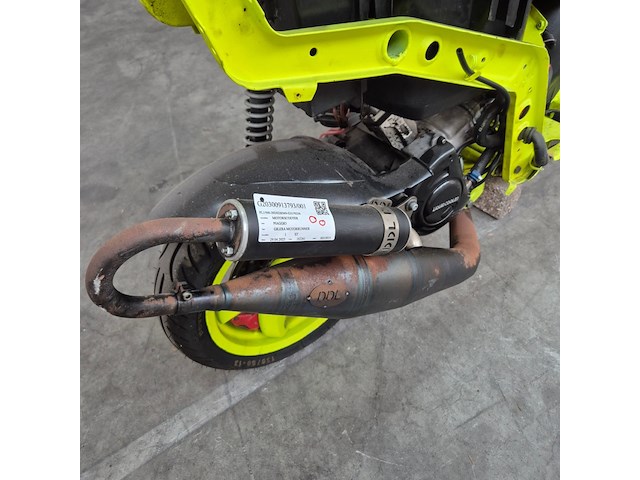 Motorscooter, piaggio, runner - afbeelding 9 van  22