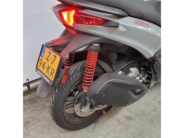Motorscooter, piaggio, scooter - 300 mp3 hpe, 2020 - afbeelding 4 van  50