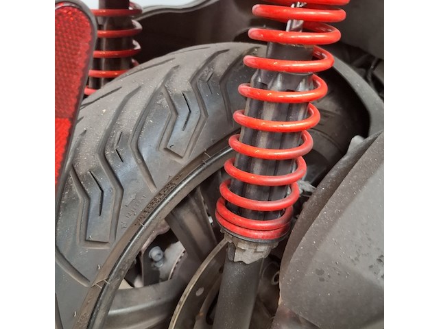 Motorscooter, piaggio, scooter - 300 mp3 hpe, 2020 - afbeelding 6 van  50