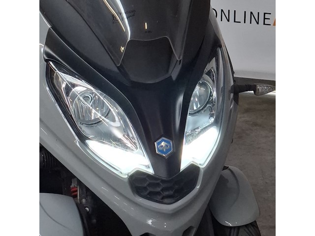 Motorscooter, piaggio, scooter - 300 mp3 hpe, 2020 - afbeelding 22 van  50