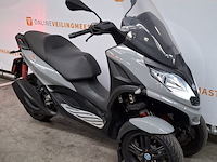 Motorscooter, piaggio, scooter - 300 mp3 hpe, 2020 - afbeelding 12 van  50
