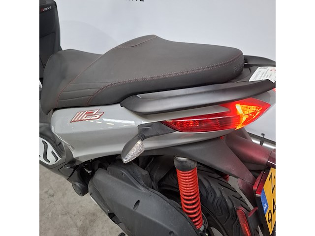 Motorscooter, piaggio, scooter - 300 mp3 hpe, 2020 - afbeelding 41 van  50