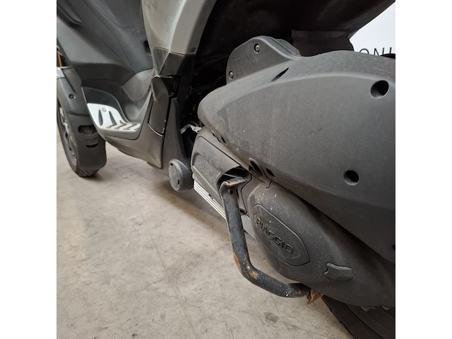 Motorscooter, piaggio, scooter - 300 mp3 hpe, 2020 - afbeelding 46 van  50