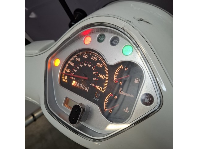 Motorscooter, piaggio, scooter gts 300 i.e. super, 2010 - afbeelding 2 van  31