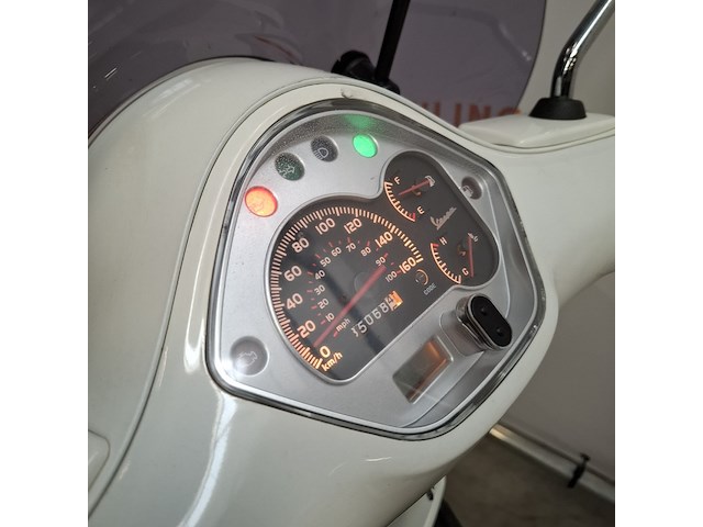 Motorscooter, piaggio, scooter gts 300 i.e. super, 2010 - afbeelding 17 van  31