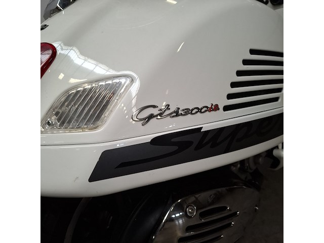 Motorscooter, piaggio, scooter gts 300 i.e. super, 2010 - afbeelding 27 van  31