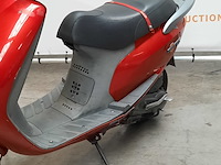 Motorscooter, piaggio, sfera - afbeelding 13 van  24