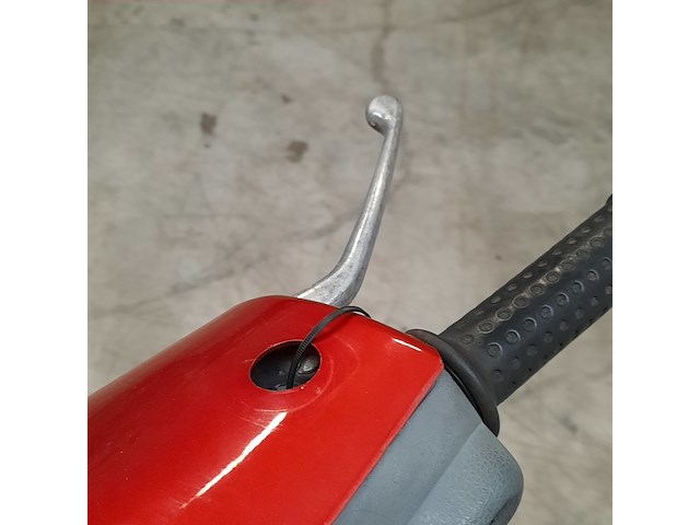 Motorscooter, piaggio, sfera - afbeelding 17 van  24