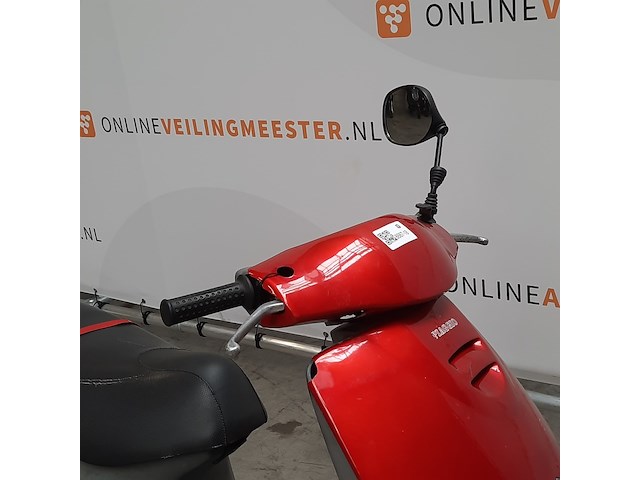 Motorscooter, piaggio, sfera - afbeelding 20 van  24