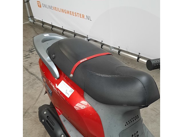 Motorscooter, piaggio, sfera - afbeelding 24 van  24