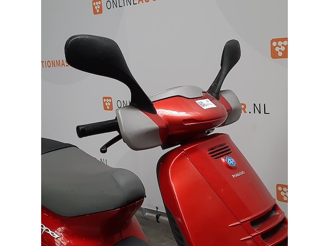 Motorscooter, piaggio, skipper 125 - afbeelding 17 van  20