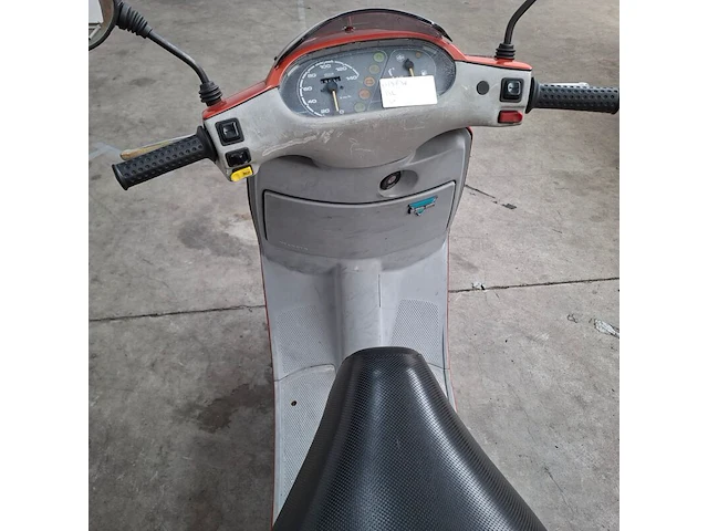 Motorscooter, piaggio, skipper 125 - afbeelding 2 van  18