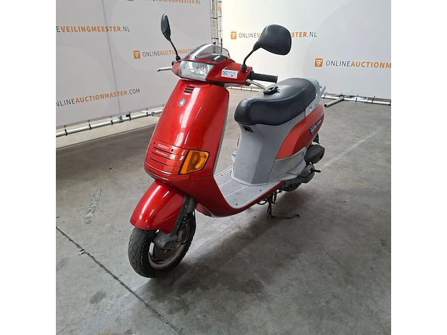 Motorscooter, piaggio, skipper 125 - afbeelding 13 van  18