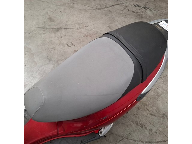 Motorscooter, piaggio, skipper - afbeelding 10 van  29