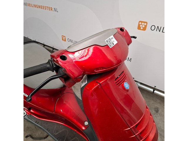 Motorscooter, piaggio, skipper - afbeelding 23 van  29