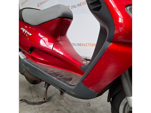 Motorscooter, piaggio, skipper - afbeelding 28 van  29