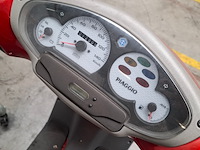 Motorscooter, piaggio, skipper - afbeelding 29 van  29
