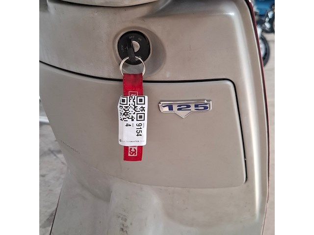 Motorscooter, piaggio, skr 125, 1993 - afbeelding 7 van  14