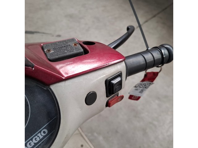 Motorscooter, piaggio, skr 125, 1993 - afbeelding 16 van  29