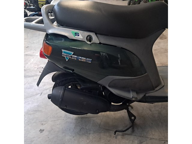 Motorscooter, piaggio, skr 125 - afbeelding 11 van  68