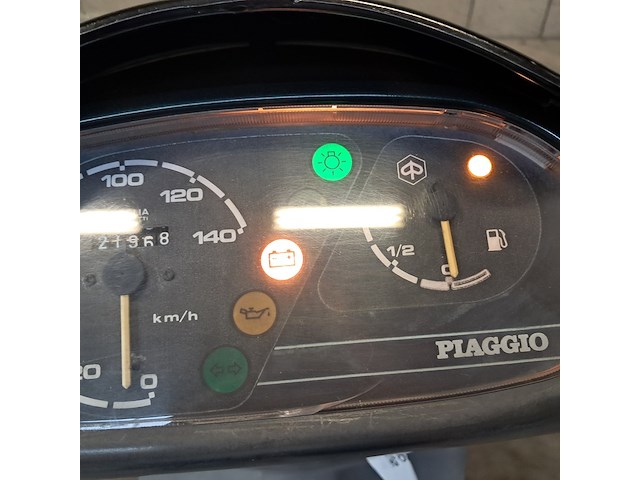 Motorscooter, piaggio, skr 125 - afbeelding 43 van  68