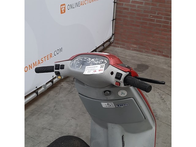 Motorscooter, piaggio, skr 125 - afbeelding 4 van  32