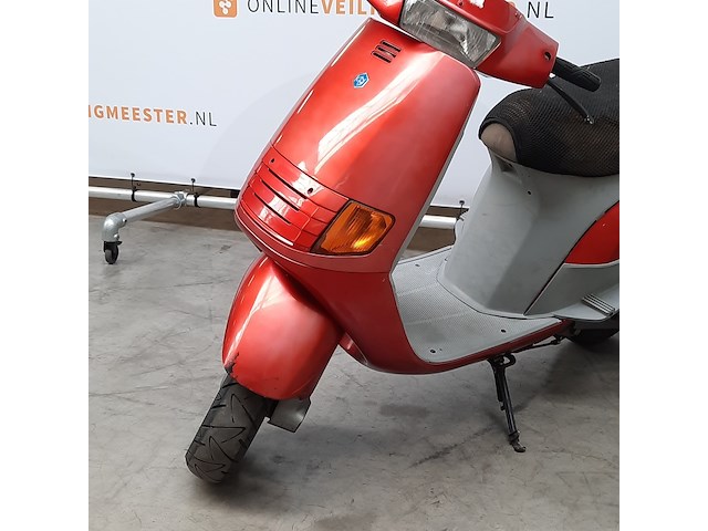 Motorscooter, piaggio, skr 125 - afbeelding 11 van  32