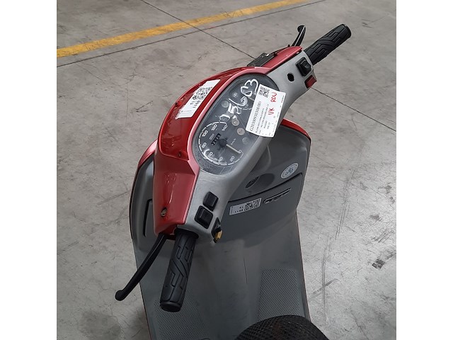 Motorscooter, piaggio, skr 125 - afbeelding 17 van  32