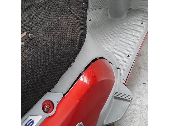 Motorscooter, piaggio, skr 125 - afbeelding 20 van  32