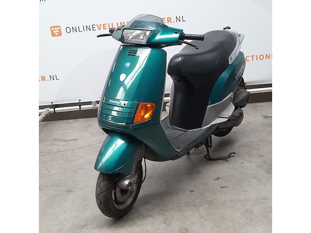 Motorscooter, piaggio, skr 125 - afbeelding 6 van  32